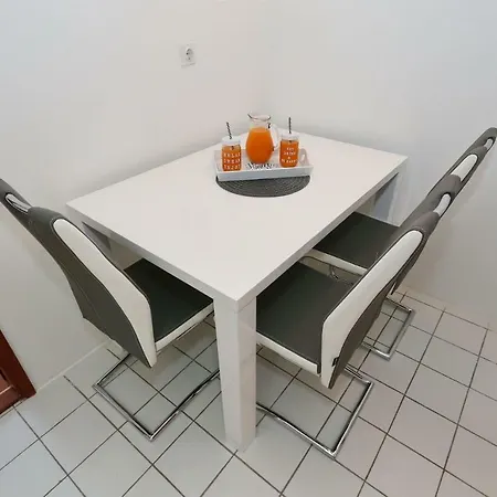 Διαμέρισμα Golub *