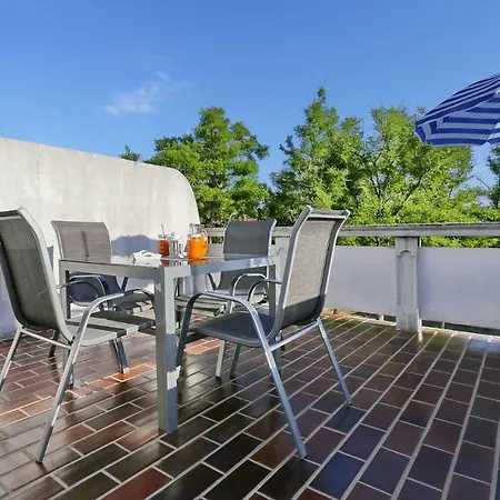 Apartamento Golub Nin