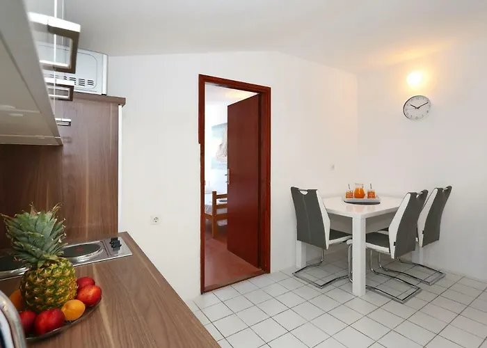 Golub Apartman Nin